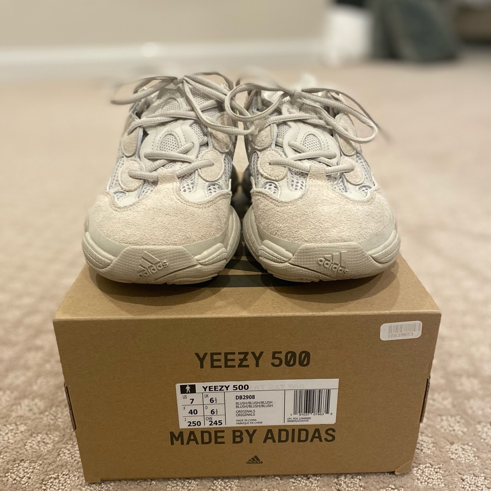 YEEZY BOOST 500 blush